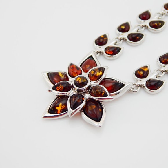 Natural Baltic Amber Floral Statement Necklace in 925 S. Silver - Picture 2 of 8